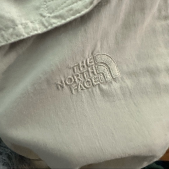 The North Face Cargo & Transformer Khaki Pants - Picture 6 of 6